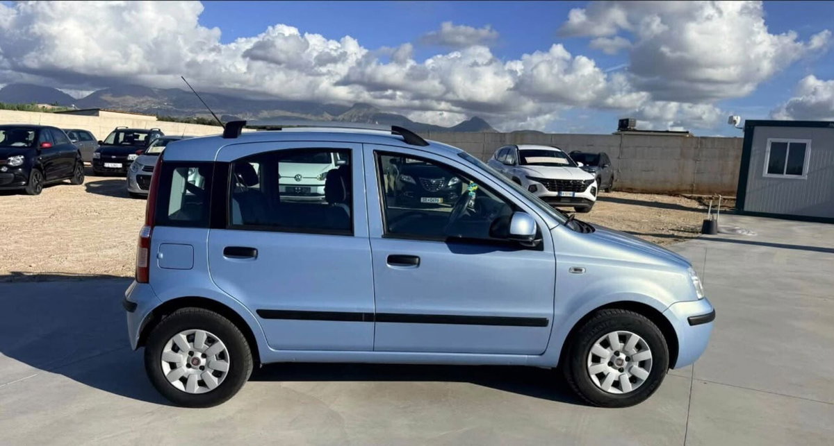 Fiat Panda 1.2 Emotion (4)