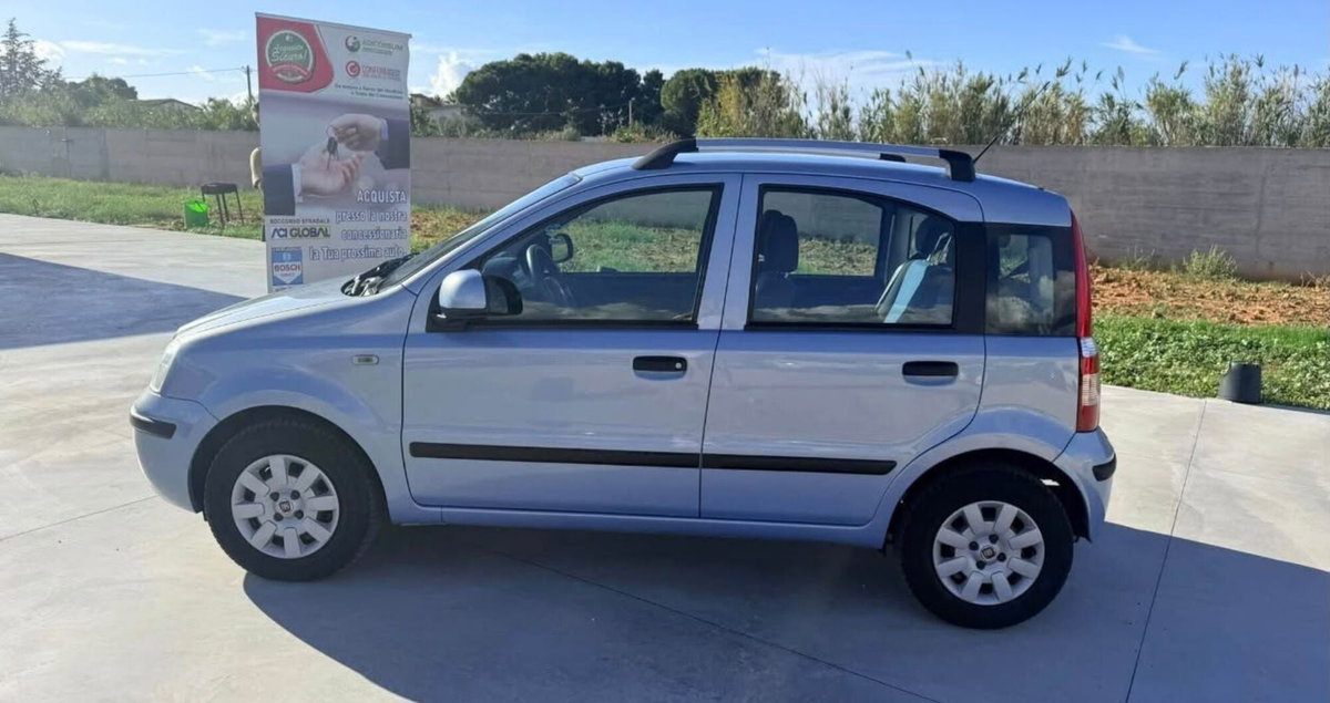 Fiat Panda 1.2 Emotion (5)