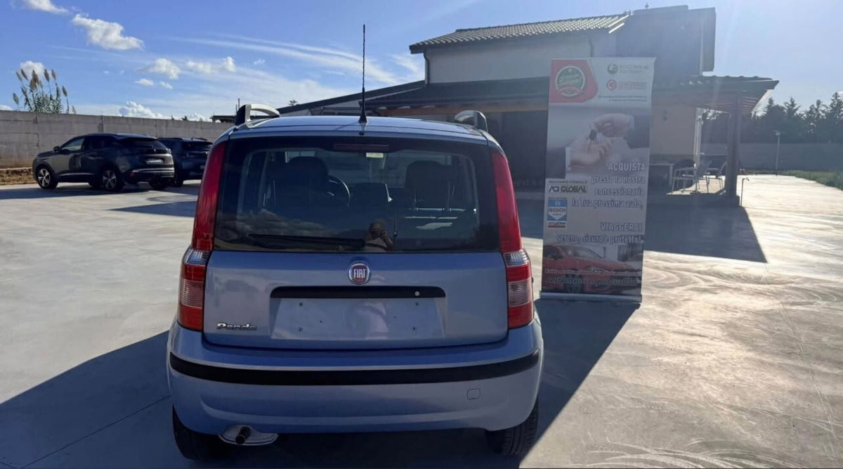 Fiat Panda 1.2 Emotion (8)
