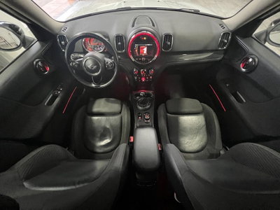 MINI Mini Countryman 2.0 Cooper D Essential Countryman (15)