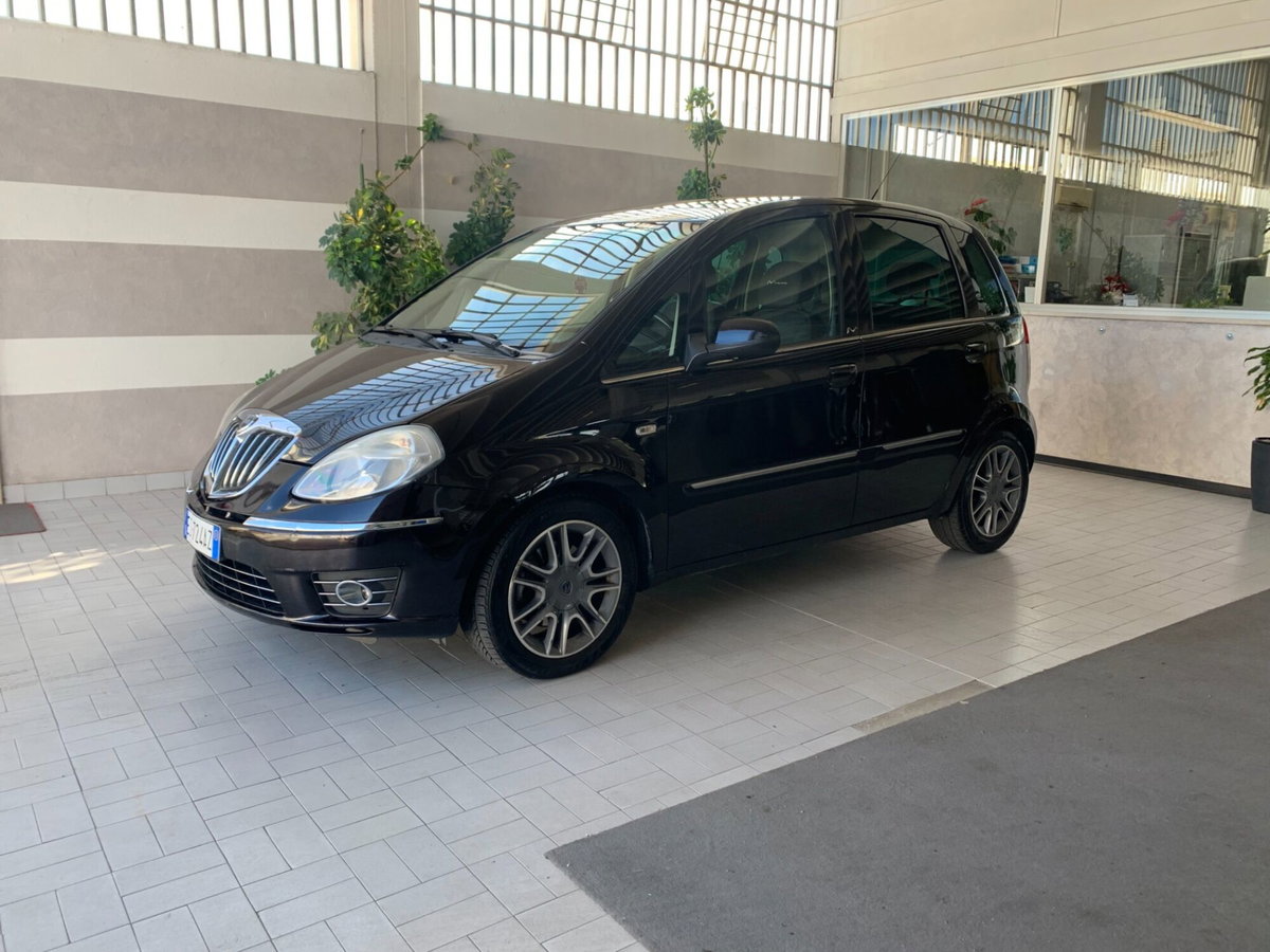 Lancia Musa 1.3 Mjt 16V 95 CV DPF Platino