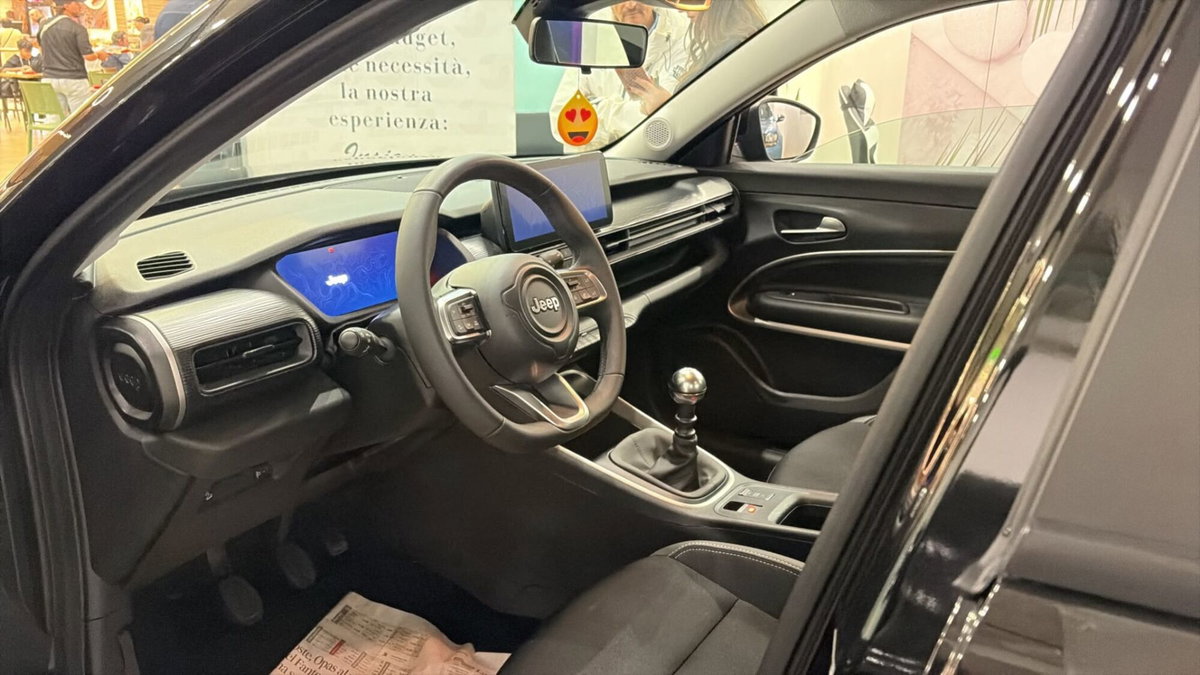 Jeep Avenger 1.2 turbo Altitude fwd 100cv (9)