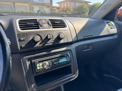 Skoda Fabia 1.4 TDI 80CV 5p. Comfort (16)