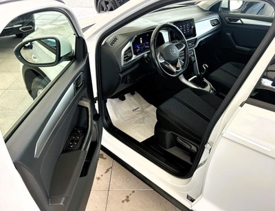 Volkswagen T-Roc 1.0 TSI Life (2)
