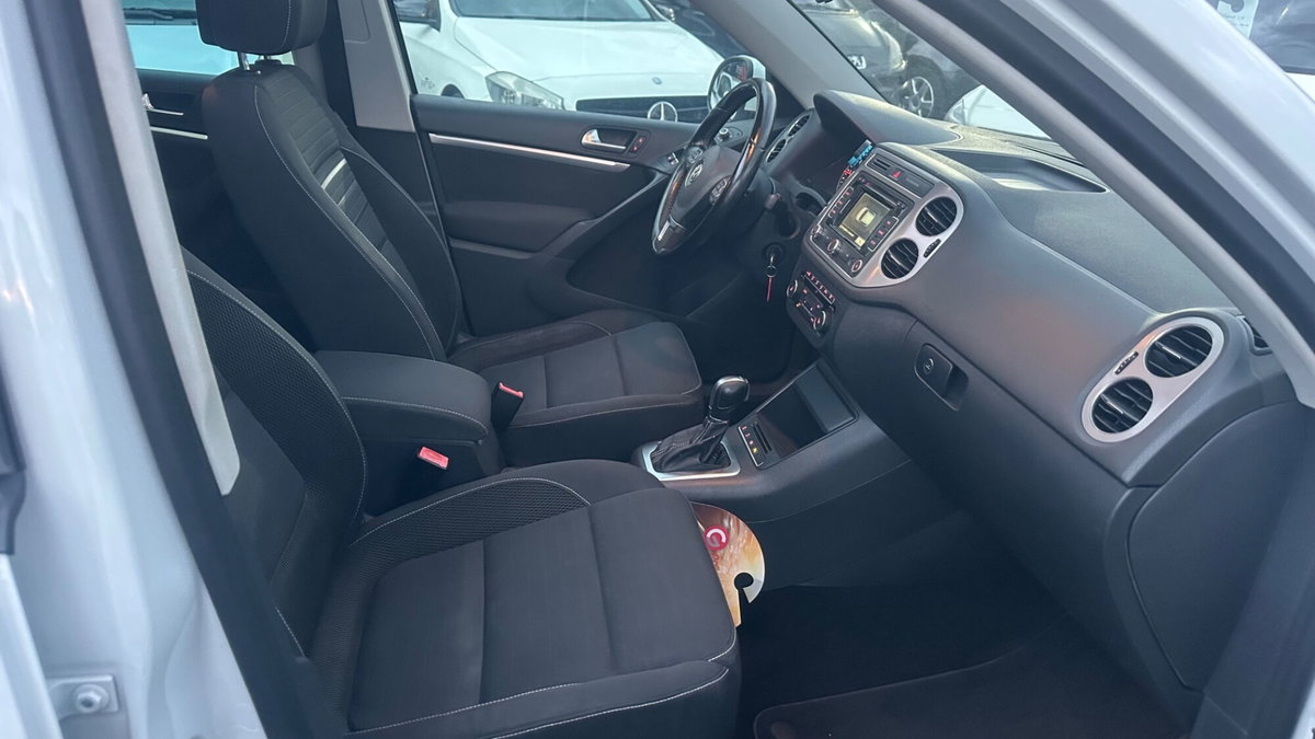 Volkswagen Tiguan Allspace 2.0 TDI SCR DSG 4MOTION R-Line (10)
