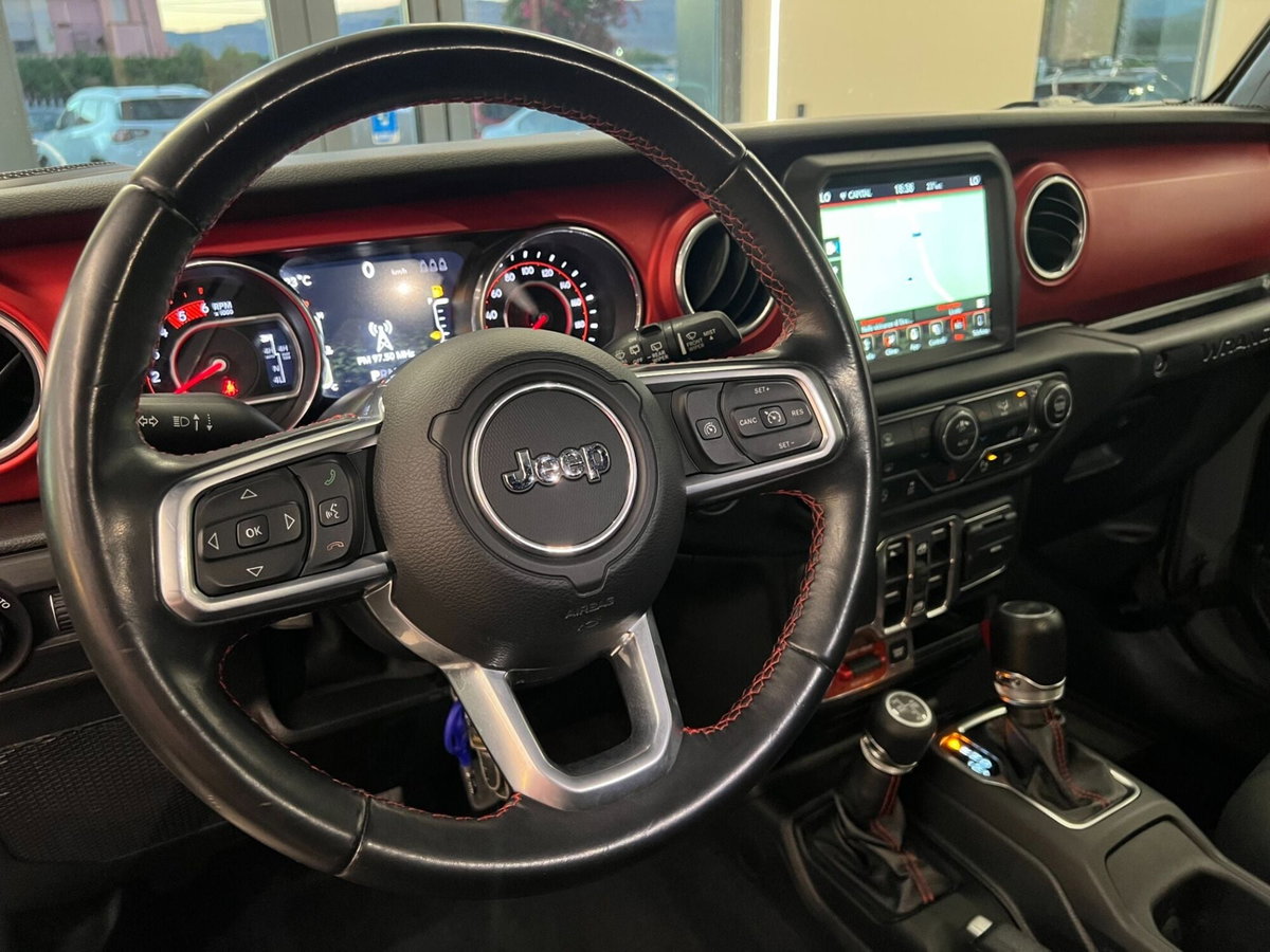 Jeep Wrangler Unlimited 2.2 Mjt II Rubicon (12)
