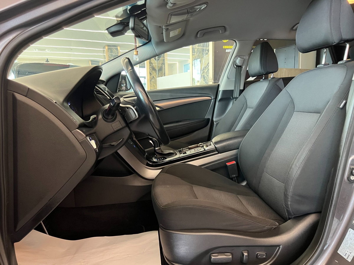 Hyundai i40 Station Wagon 1.6 CRDi DCT Business (10)