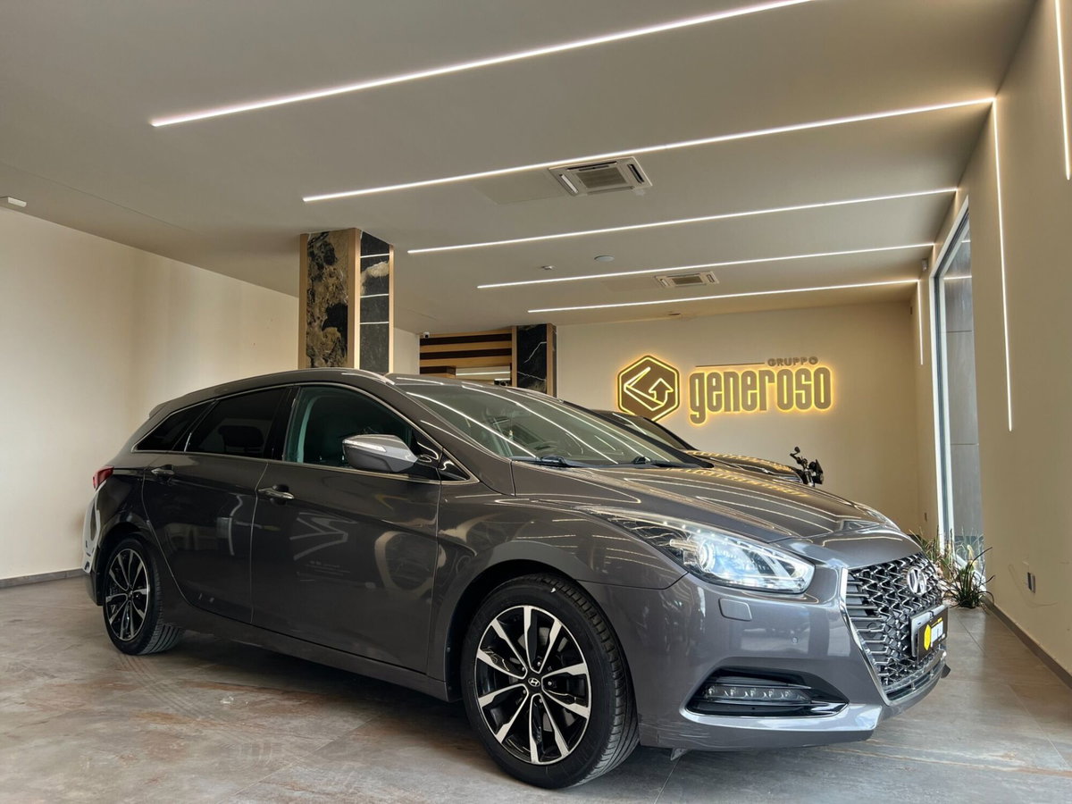 Hyundai i40 Station Wagon 1.6 CRDi DCT Business (2)