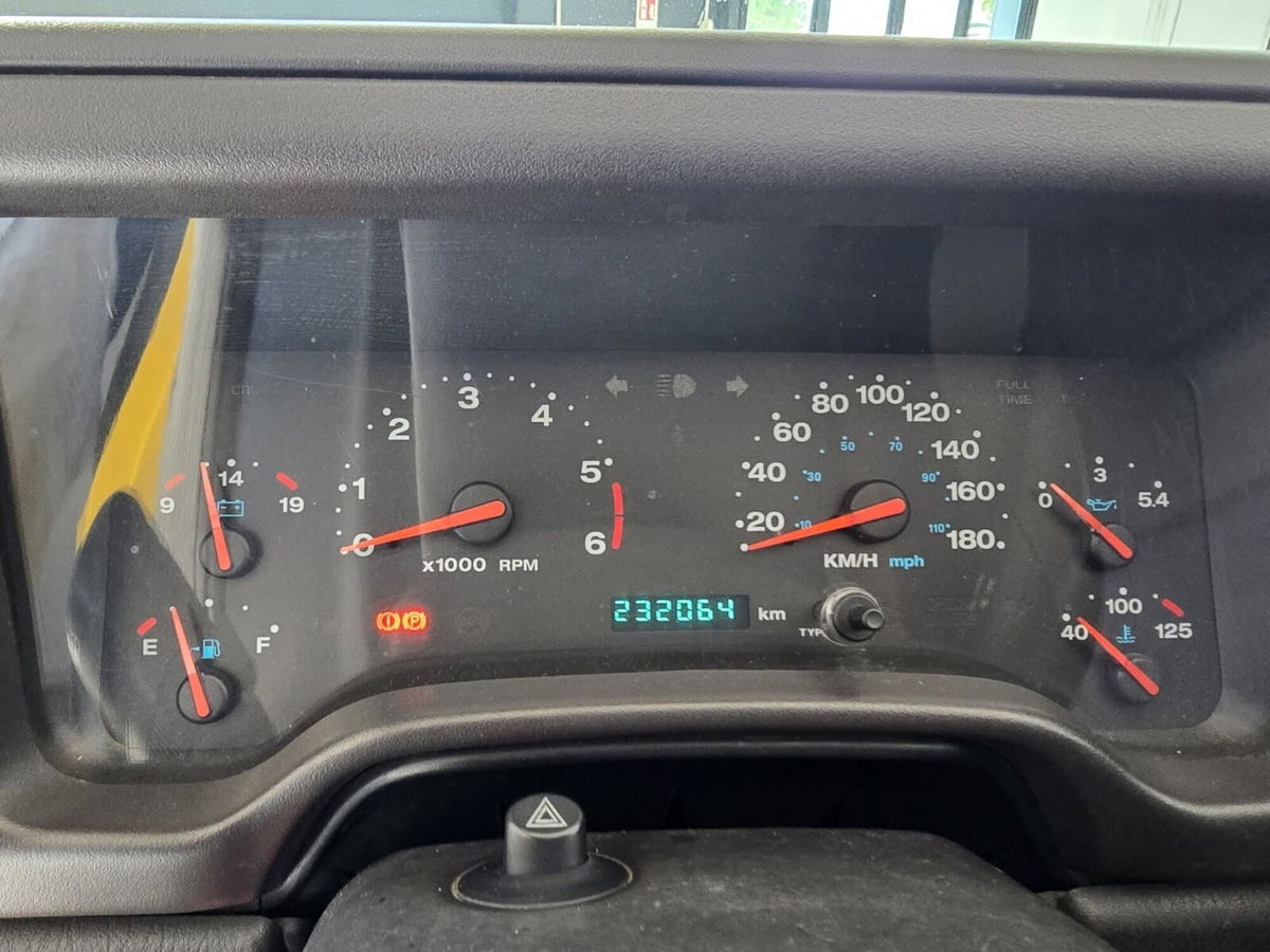 Jeep Wrangler 4.0 cat Sport (13)