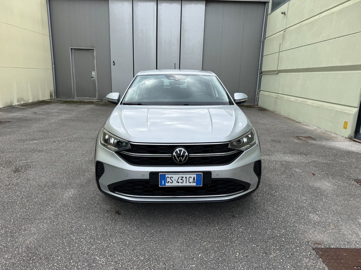 Volkswagen Taigo 1.0 tsi Life 95cv (2)
