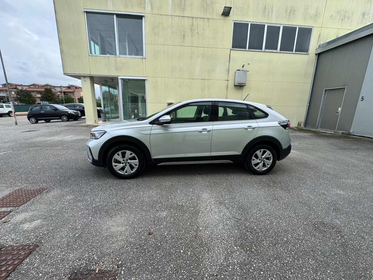 Volkswagen Taigo 1.0 tsi Life 95cv (4)