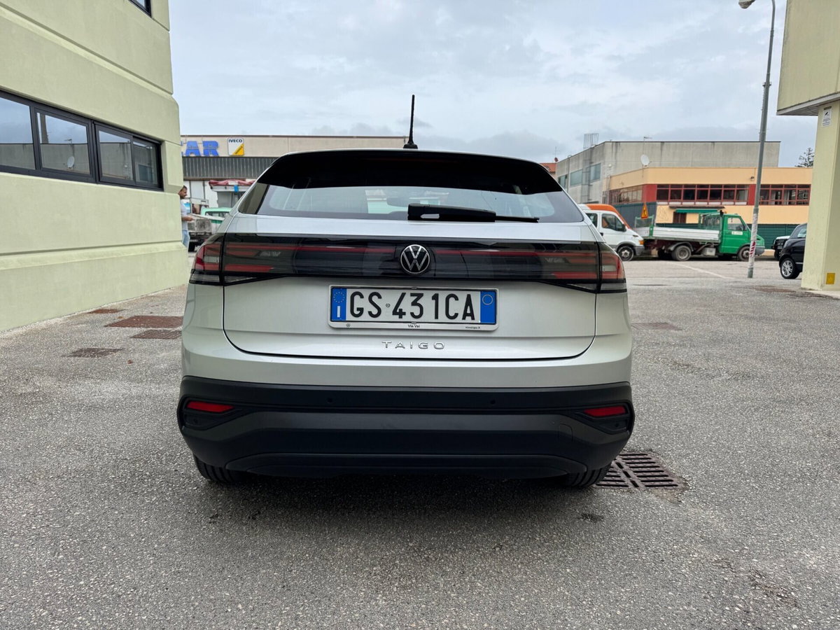 Volkswagen Taigo 1.0 tsi Life 95cv (6)