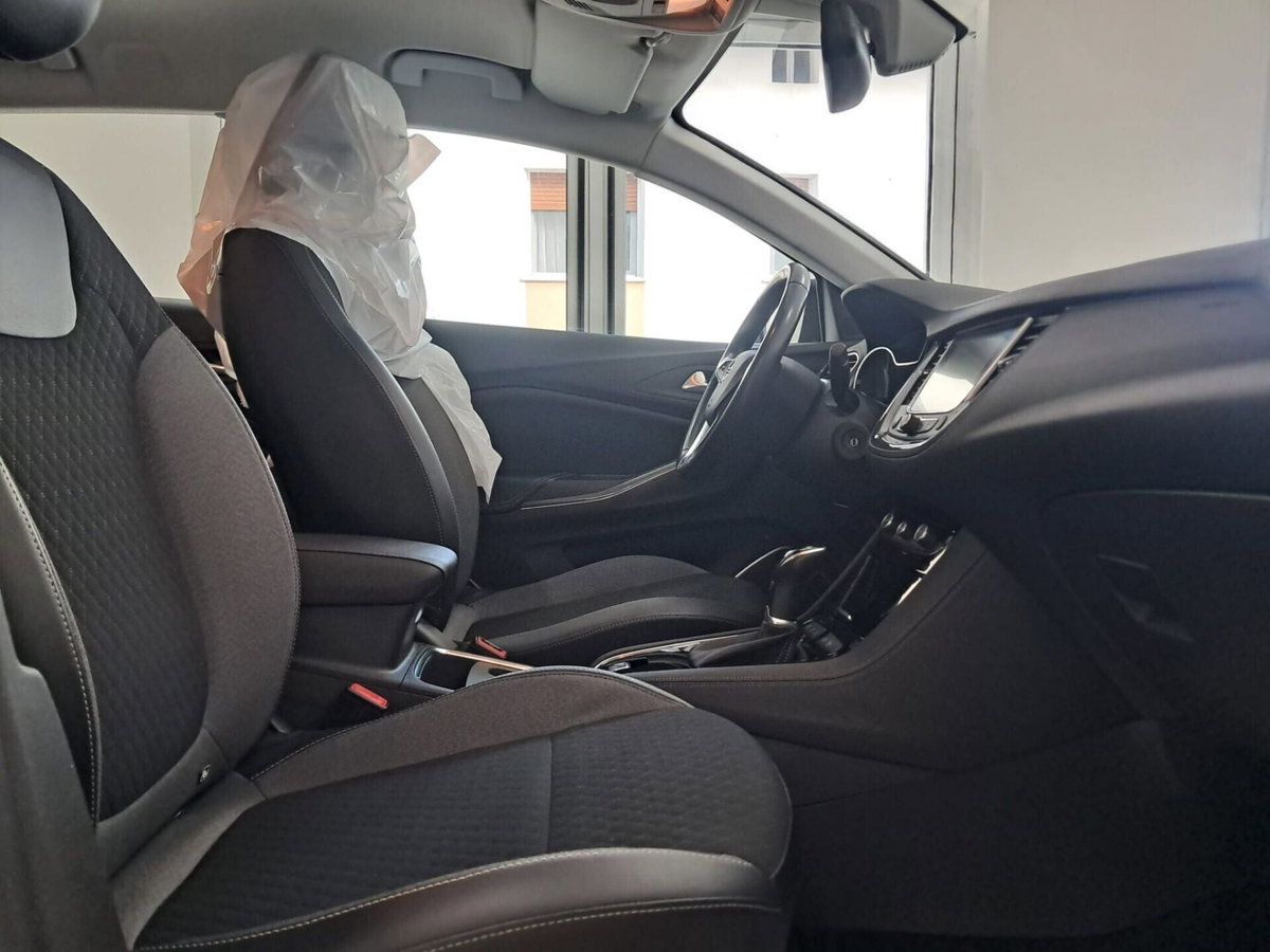 Opel Grandland X 1.5 diesel Ecotec Start&Stop Ultimate (15)