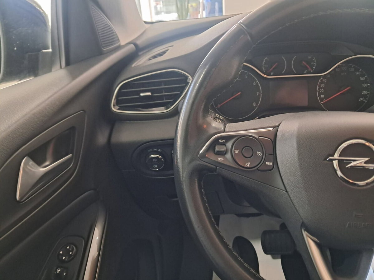 Opel Grandland X 1.5 diesel Ecotec Start&Stop Ultimate (20)