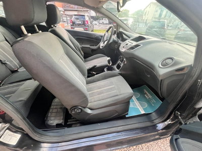 Ford Fiesta 1.4 TDCi 68CV 3 porte Titanium (12)