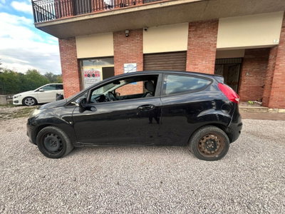 Ford Fiesta 1.4 TDCi 68CV 3 porte Titanium (3)