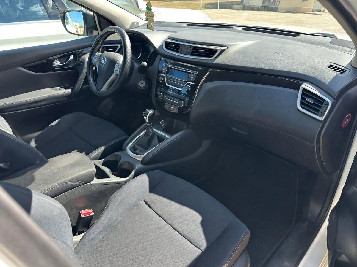 Nissan Qashqai 1.5 dCi Acenta (11)