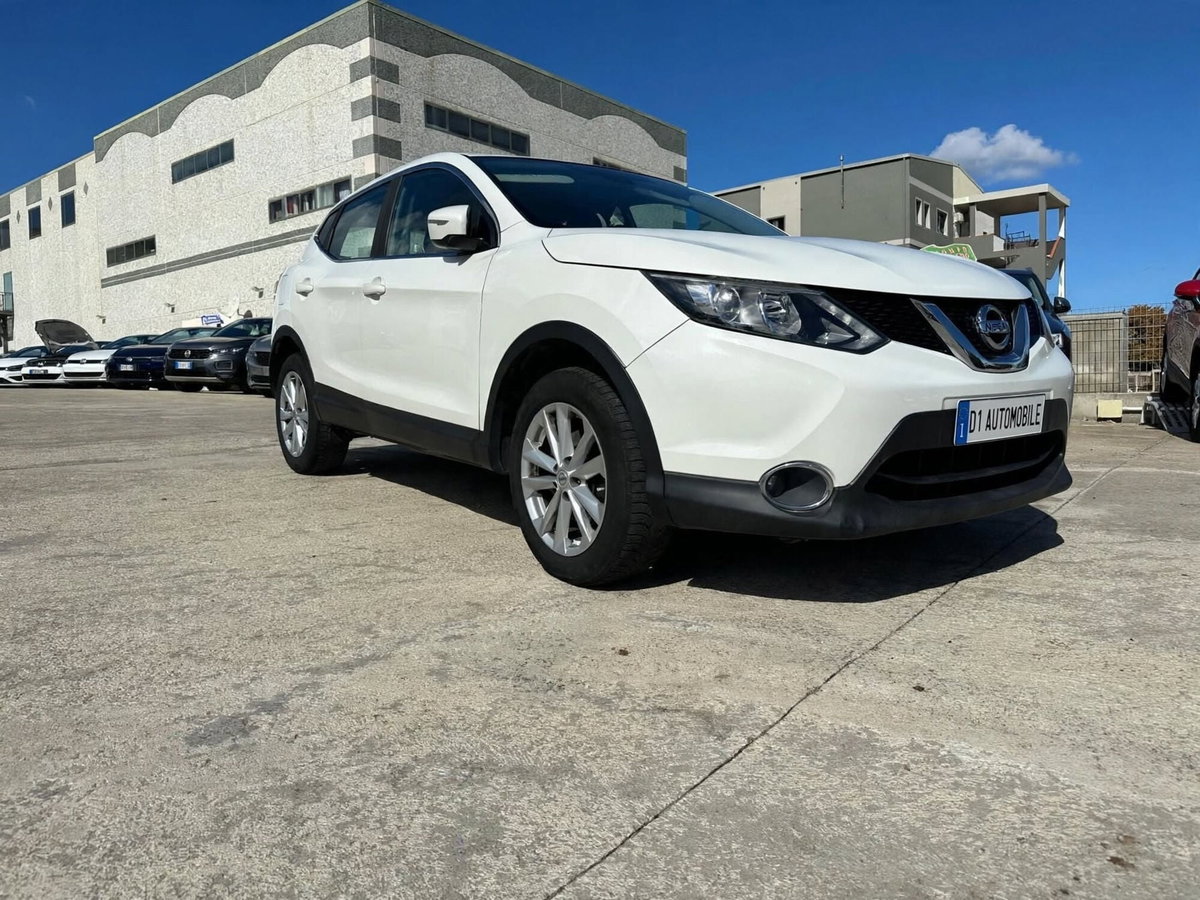 Nissan Qashqai 1.5 dCi Acenta (3)