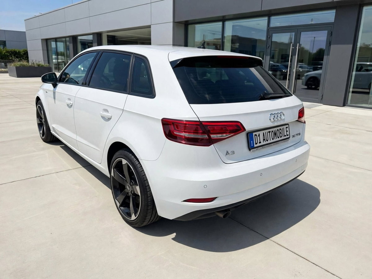 Audi A3 Sportback 30 TDI S tronic Business (4)