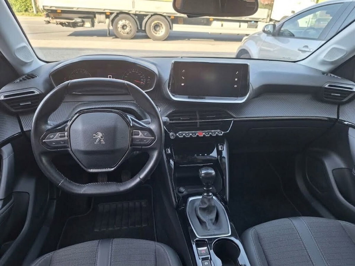 Peugeot 208 BlueHDi 100 Stop&Start 5 porte Allure (11)