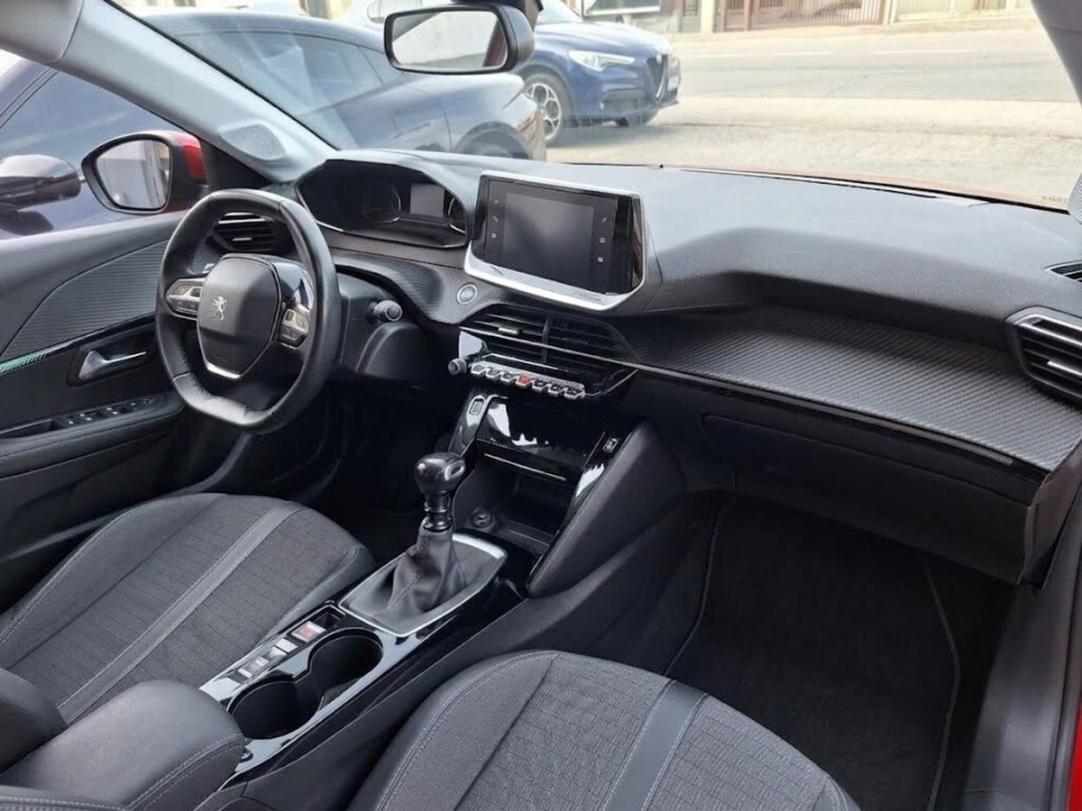 Peugeot 208 BlueHDi 100 Stop&Start 5 porte Allure (9)