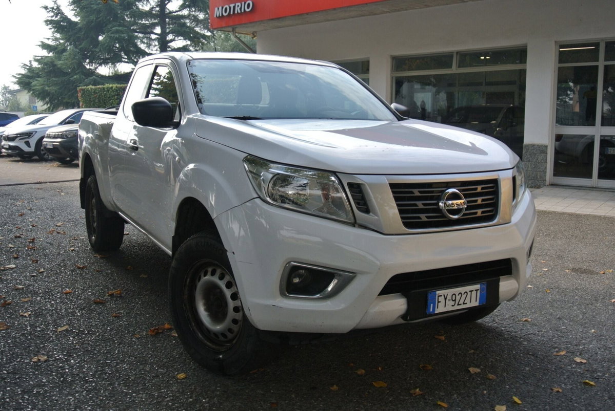 Nissan Navara 2.3 dCi 4WD King Cab Visia