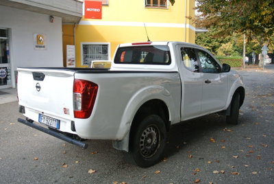Nissan Navara 2.3 dCi 4WD King Cab Visia (7)