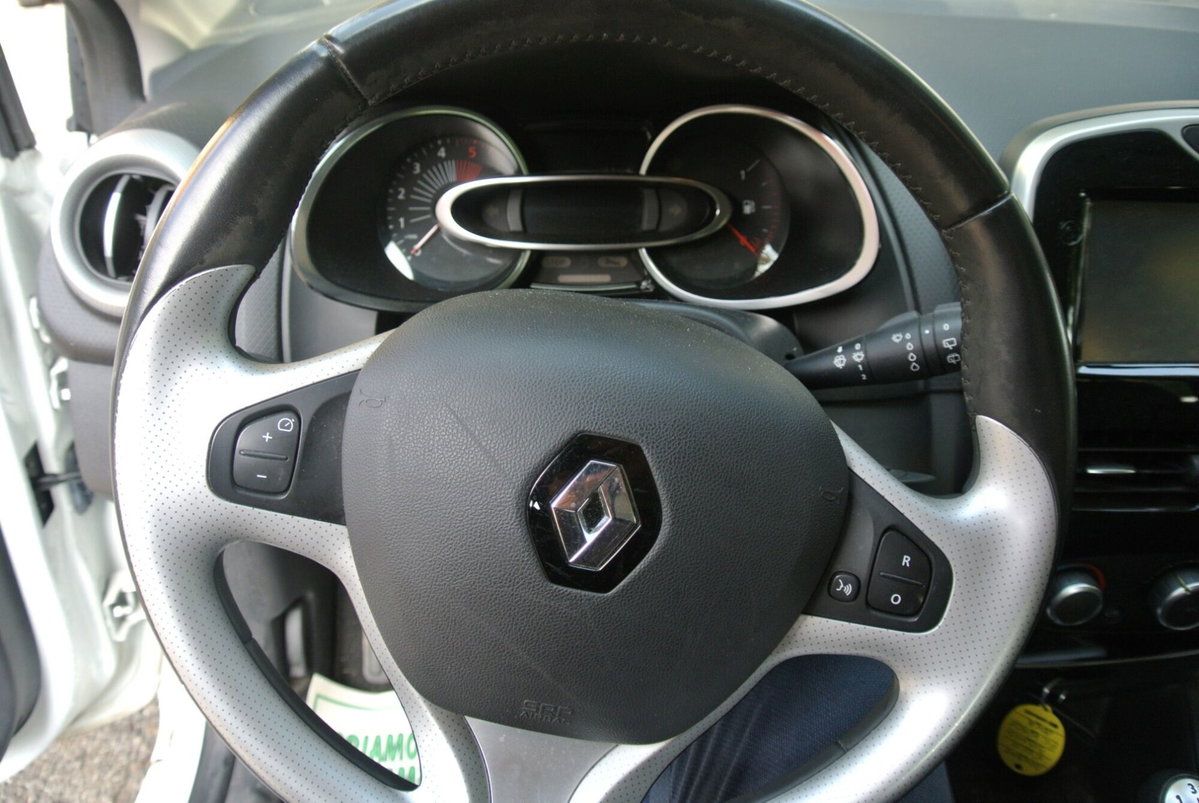 Renault Clio dCi 8V 90CV Start&Stop 5 porte Energy Intens (11)