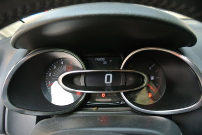 Renault Clio dCi 8V 90CV Start&Stop 5 porte Energy Intens (13)