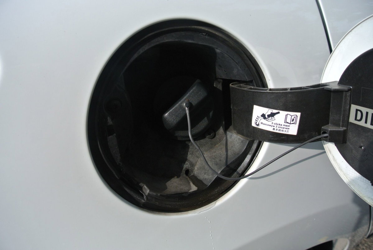 Renault Clio dCi 8V 90CV Start&Stop 5 porte Energy Intens (18)