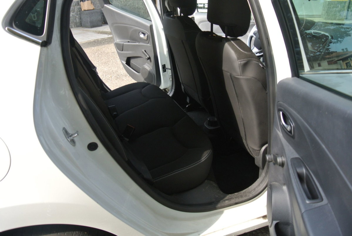 Renault Clio dCi 8V 90CV Start&Stop 5 porte Energy Intens (20)