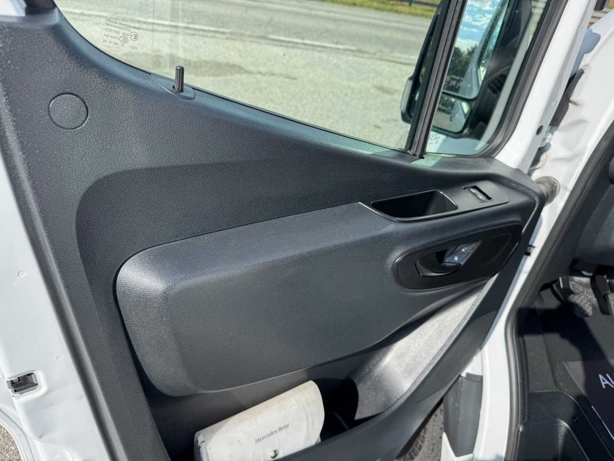 Mercedes-Benz Sprinter F37/35 311 CDI RWD TA Furgone (16)