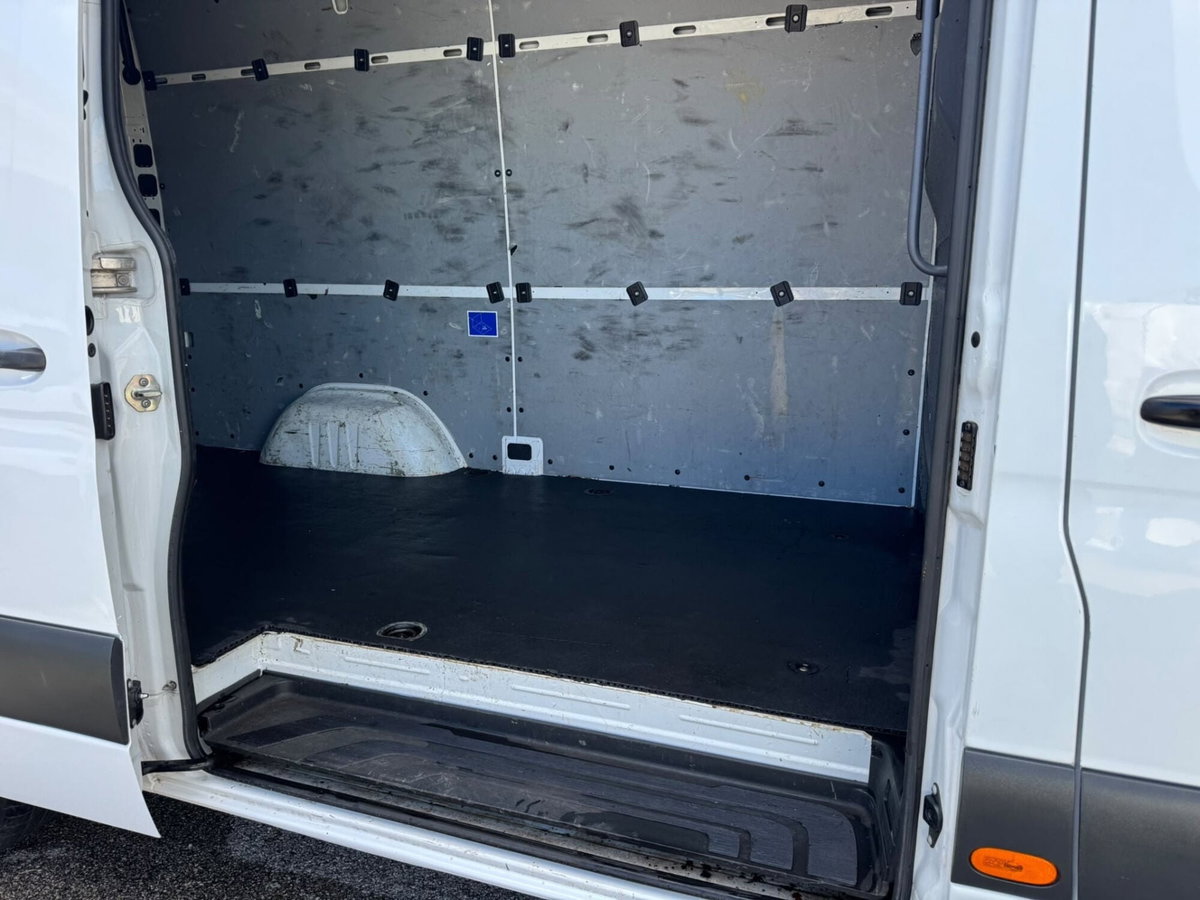 Mercedes-Benz Sprinter F37/35 311 CDI RWD TA Furgone (17)