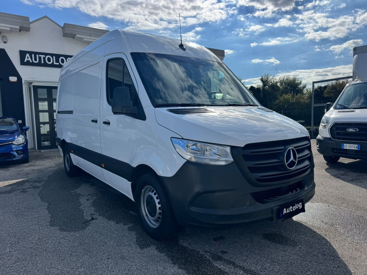 Mercedes-Benz Sprinter F37/35 311 CDI RWD TA Furgone (2)