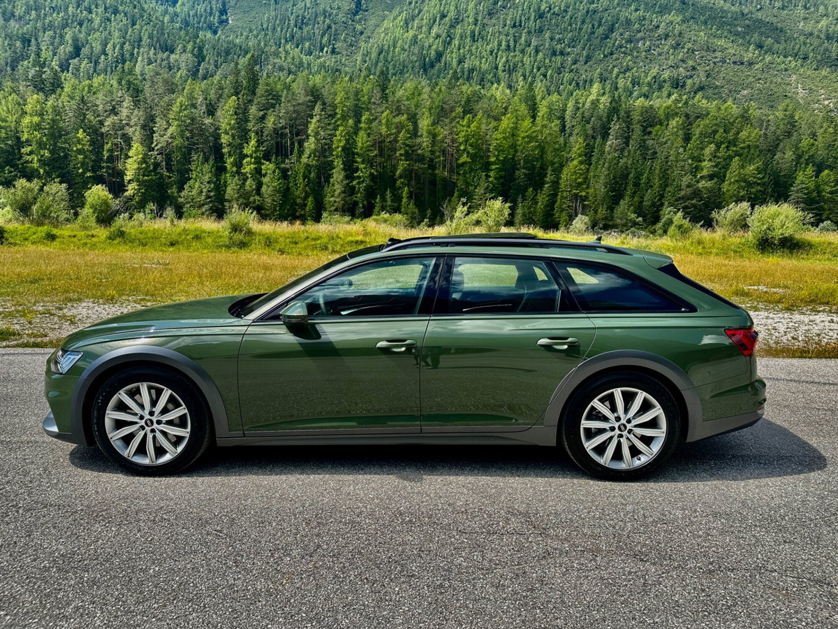Audi A6 Allroad 55 TFSI 3.0 quattro S tronic Evolution