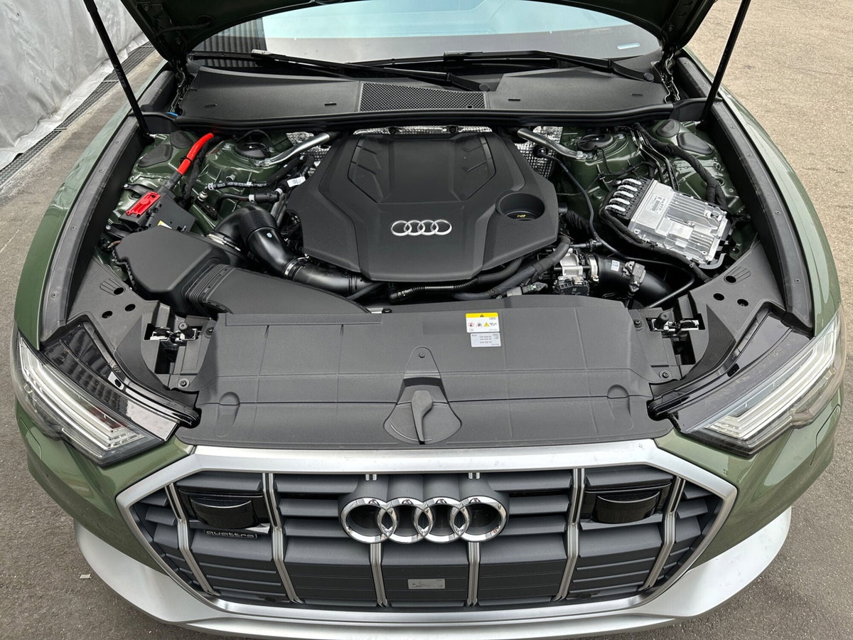 Audi A6 Allroad 55 TFSI 3.0 quattro S tronic Evolution (16)