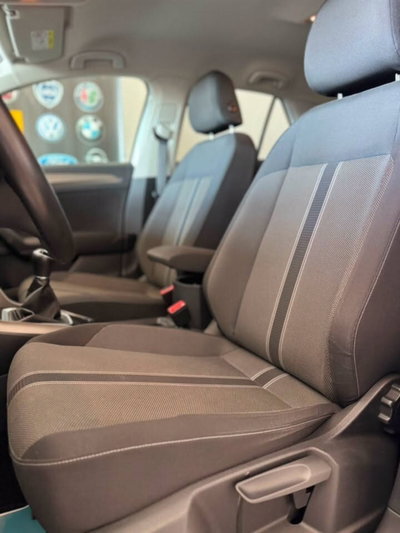 Volkswagen T-Roc 1.6 TDI SCR Style BlueMotion Technology (10)