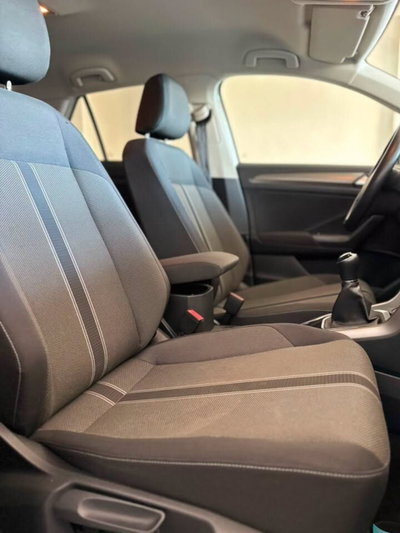 Volkswagen T-Roc 1.6 TDI SCR Style BlueMotion Technology (11)
