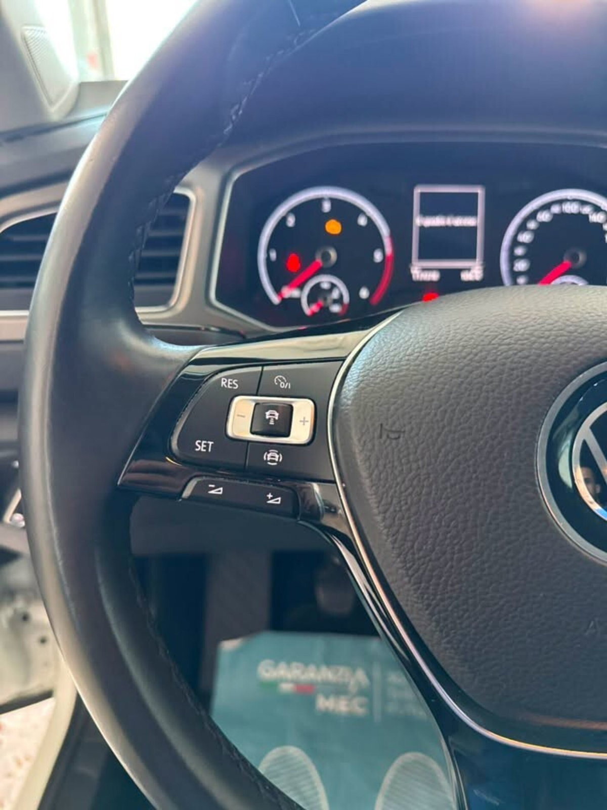 Volkswagen T-Roc 1.6 TDI SCR Style BlueMotion Technology (14)
