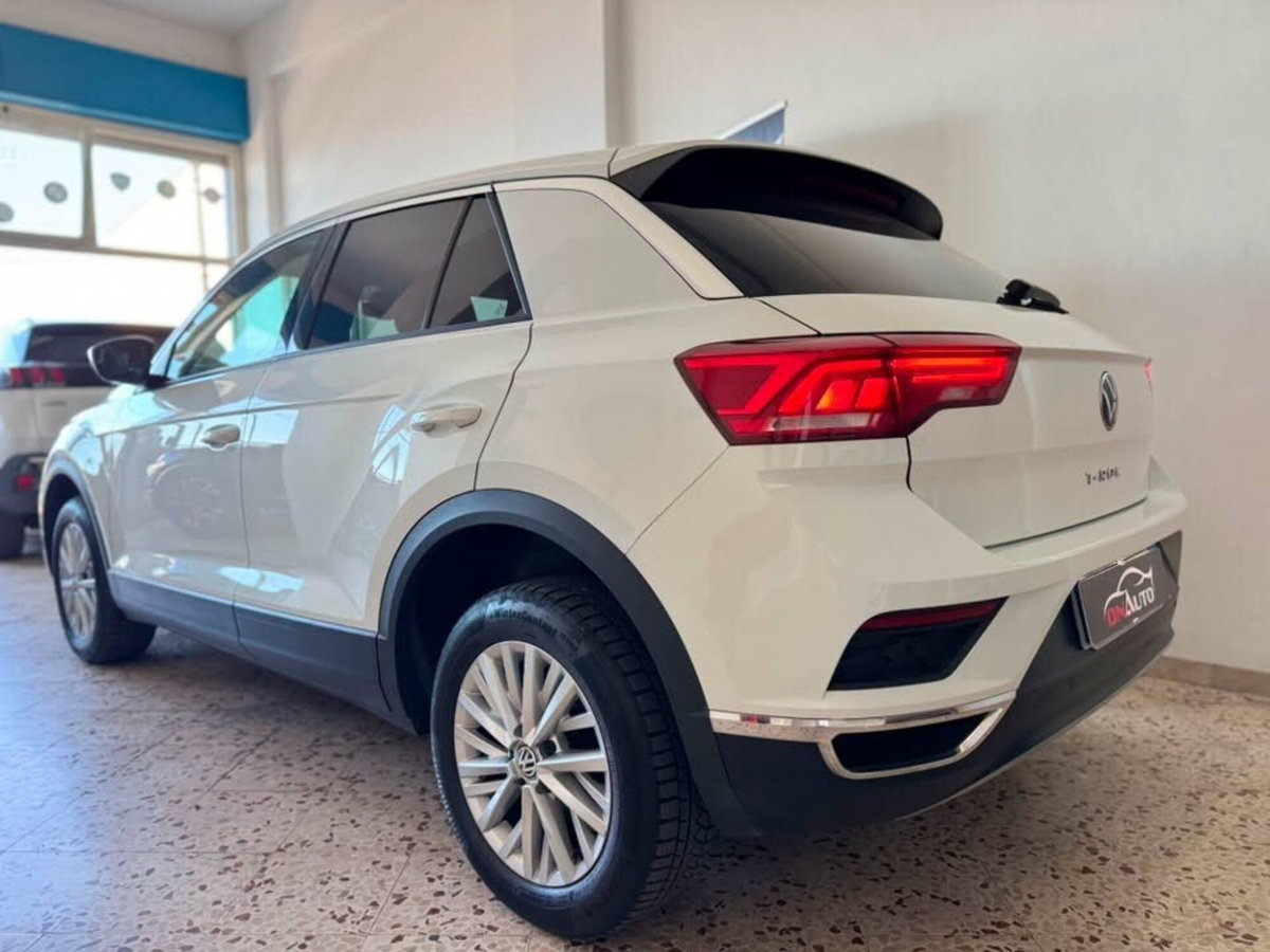 Volkswagen T-Roc 1.6 TDI SCR Style BlueMotion Technology (4)