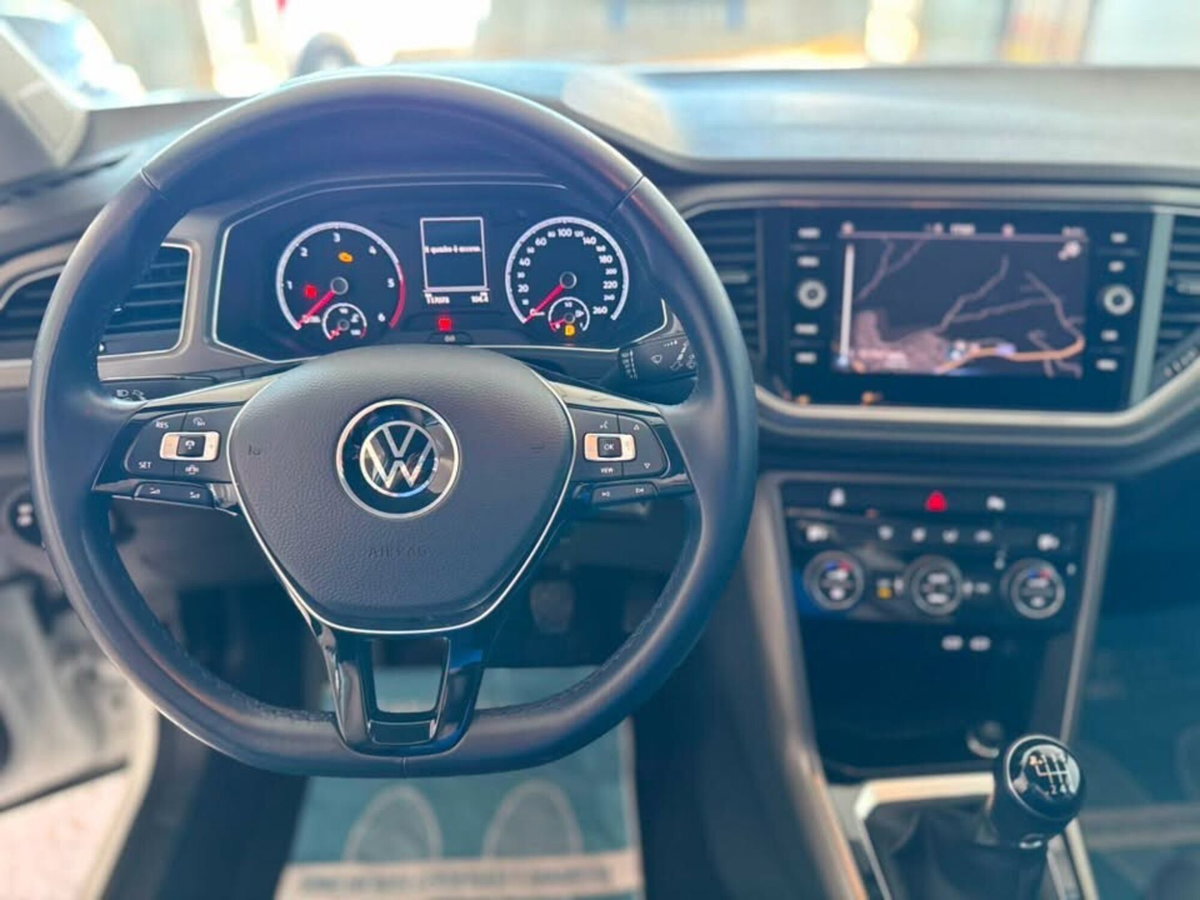 Volkswagen T-Roc 1.6 TDI SCR Style BlueMotion Technology (8)