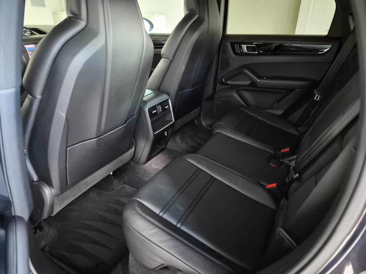 Porsche Cayenne Coupé 3.0 V6 (12)
