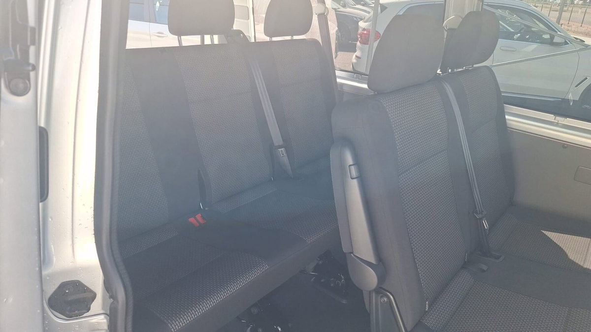 Volkswagen Veicoli Commerciali Transporter Furgone 2.0 TDI 150CV DSG 4Motion PL Kombi Business (6)