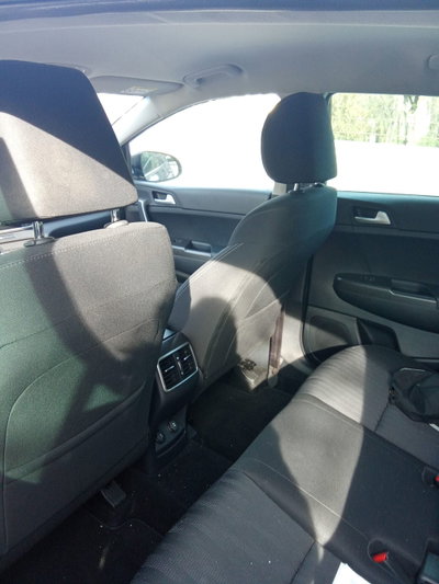 Kia Sportage 1.6 CRDI 115 CV 2WD Energy (8)