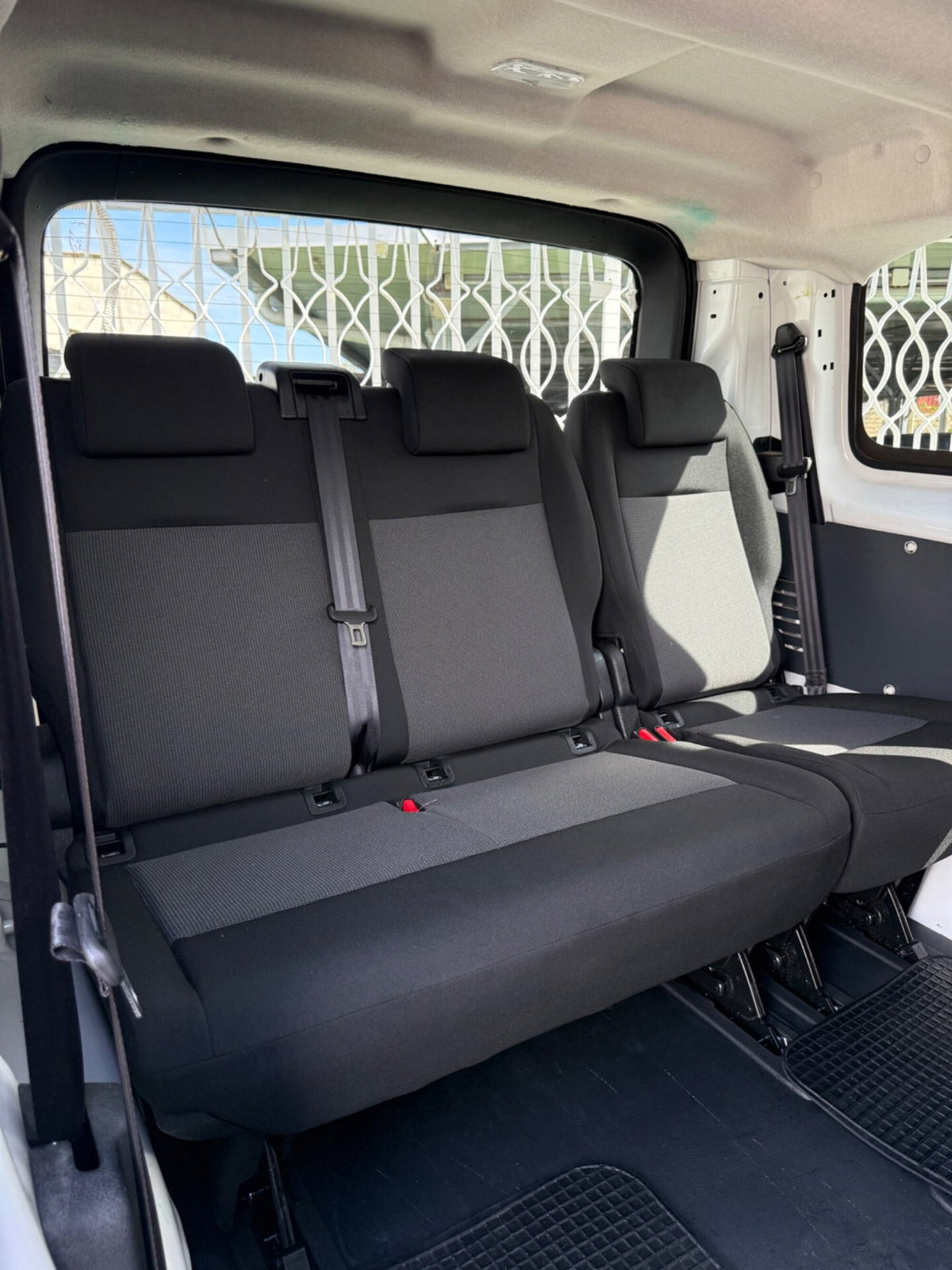 Peugeot Traveller BlueHDi 120 S&S Compact Active (17)