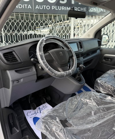 Peugeot Traveller BlueHDi 120 S&S Compact Active (7)