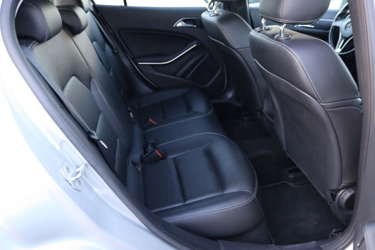 Mercedes-Benz GLA SUV 200 CDI Automatic Premium (16)