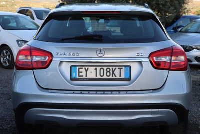 Mercedes-Benz GLA SUV 200 CDI Automatic Premium (4)