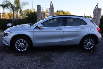 Mercedes-Benz GLA SUV 200 CDI Automatic Premium (7)