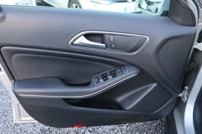 Mercedes-Benz GLA SUV 200 CDI Automatic Premium (8)
